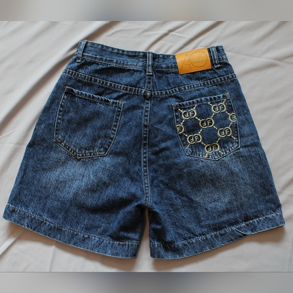 Ambition Denim Shorts - Picture 2 of 6